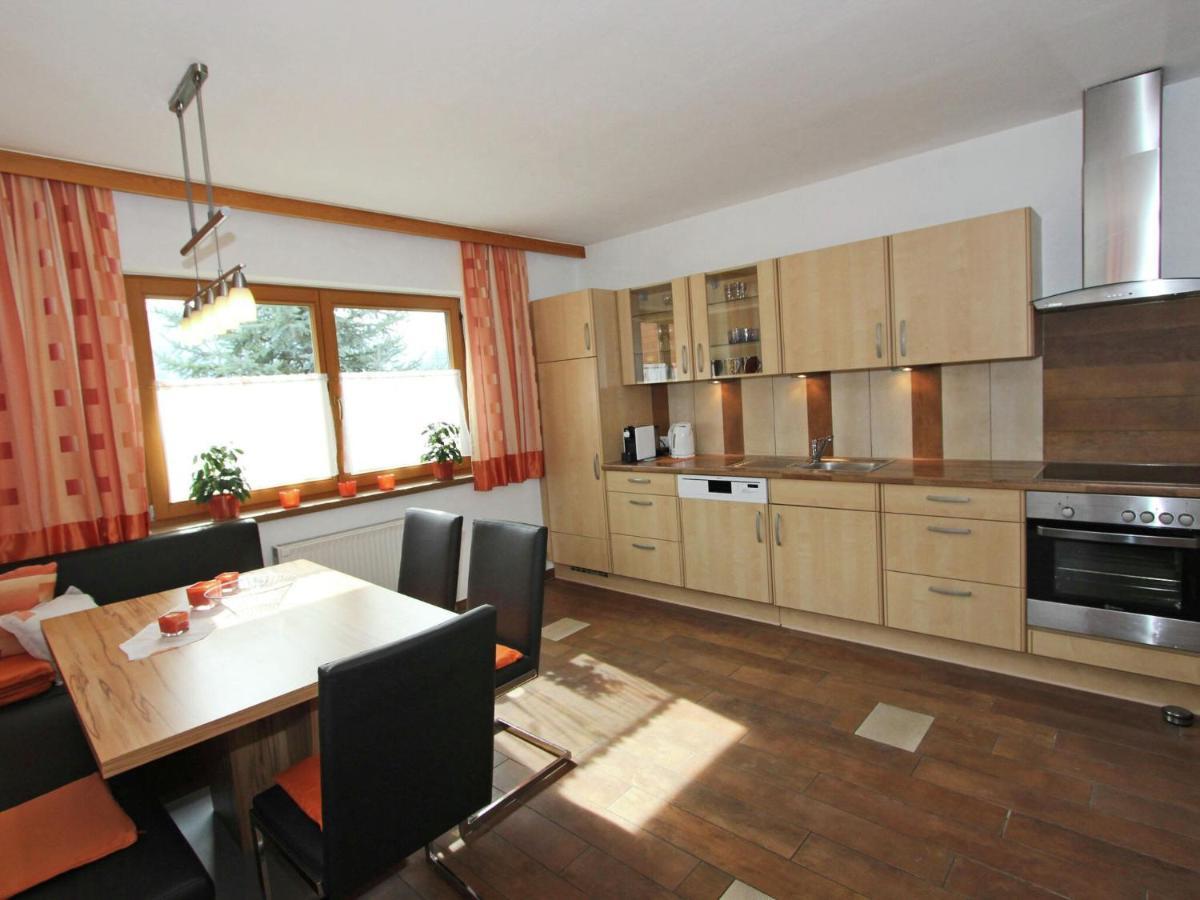 Spacious Apartment In Stumm Tyrol With Balcony Εξωτερικό φωτογραφία